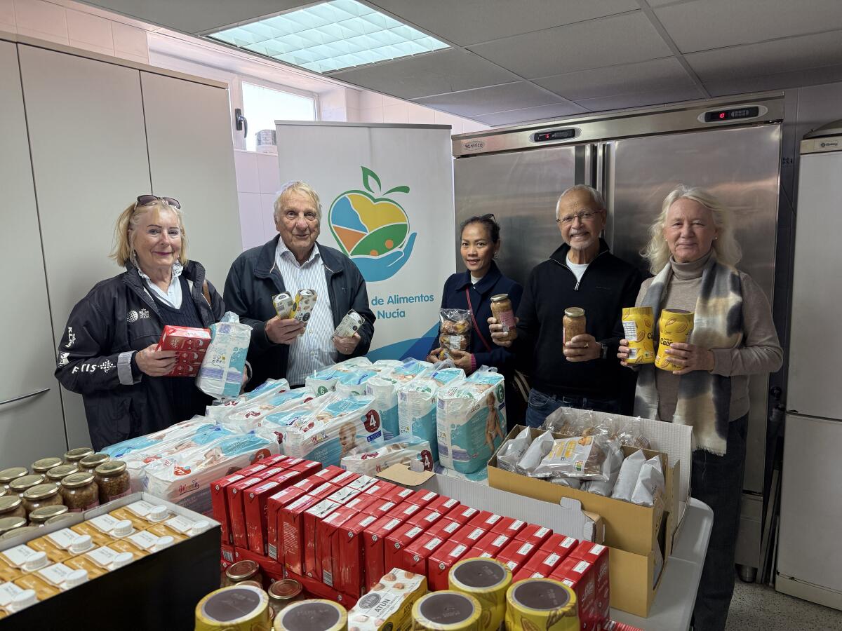 Donaci&oacute;n solidaria de 400 kg. al Programa de Alimentos Solidario de La Nuc&iacute;a