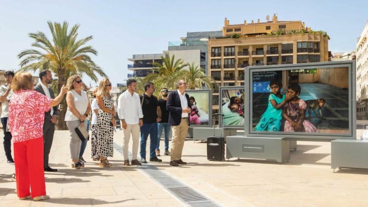 La Plaza de SS MM Los Reyes de España acoge hasta el 11 de julio la exposición ‘Tierra de Sueños’ de Cristina García Rodero 