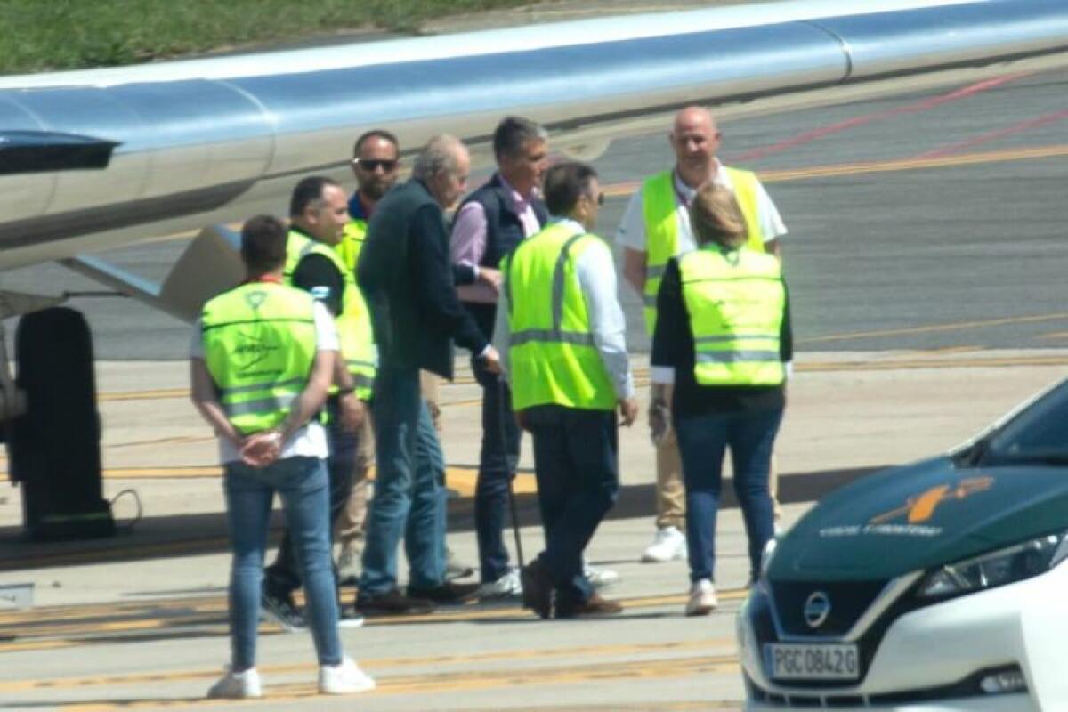 El Rey Juan Carlos ha aterrizado en Vigo este mediodía