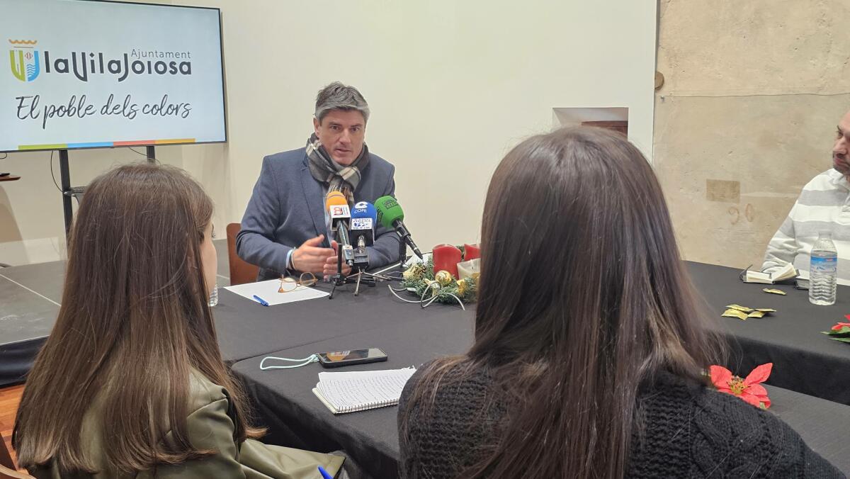 El Alcalde Marcos Zaragoza presenta los proyectos más destacados de 2025 y repasa la gestión de 2024 en el desayuno navideño con los periodistas 