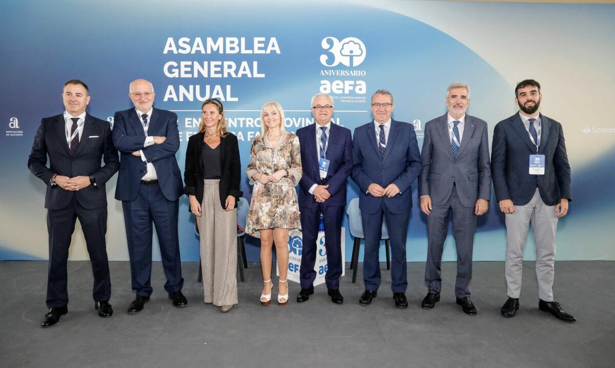 Más de 300 empresarios se unen en el IV Encuentro Provincial de Empresa Familiar