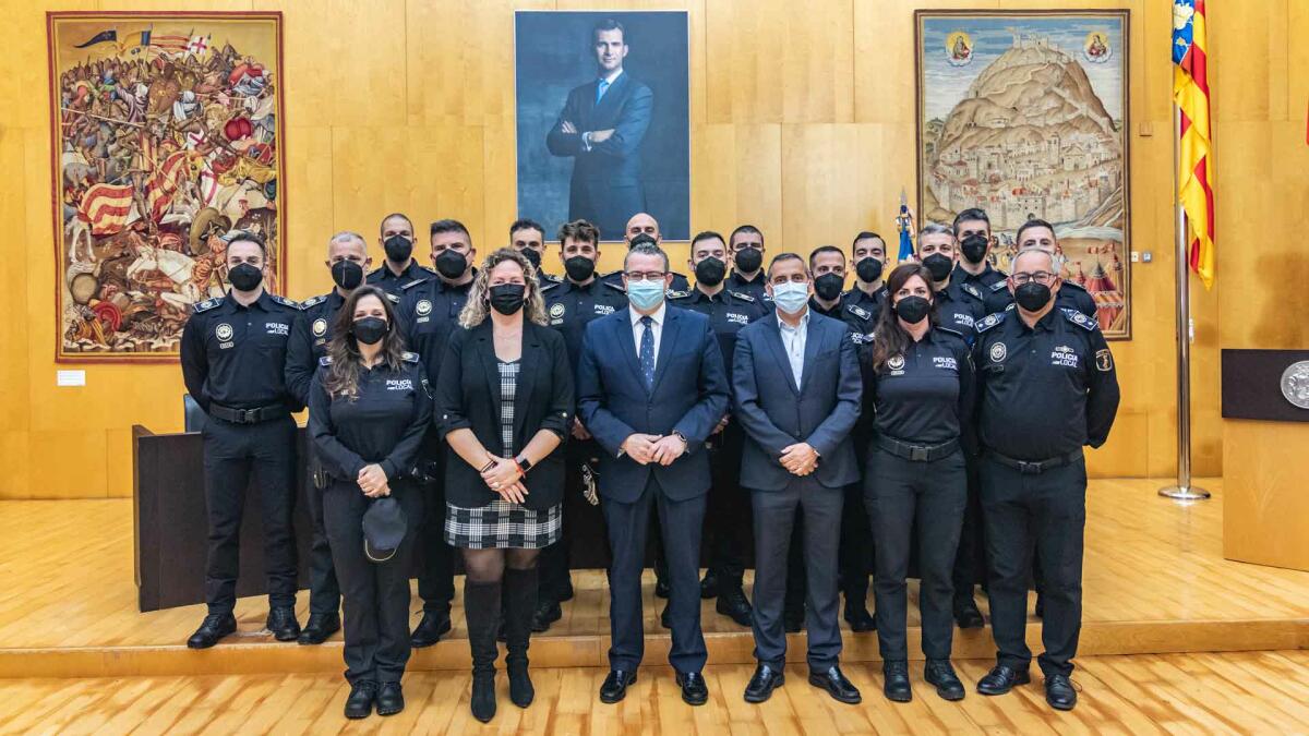 16 nuevos agentes se incorporan a la Policía Local de Benidorm