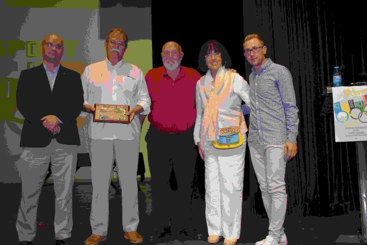 La VI Gala del Deporte de la Vila  Joiosa rinde homenaje a Ignacio D&aacute;vila 