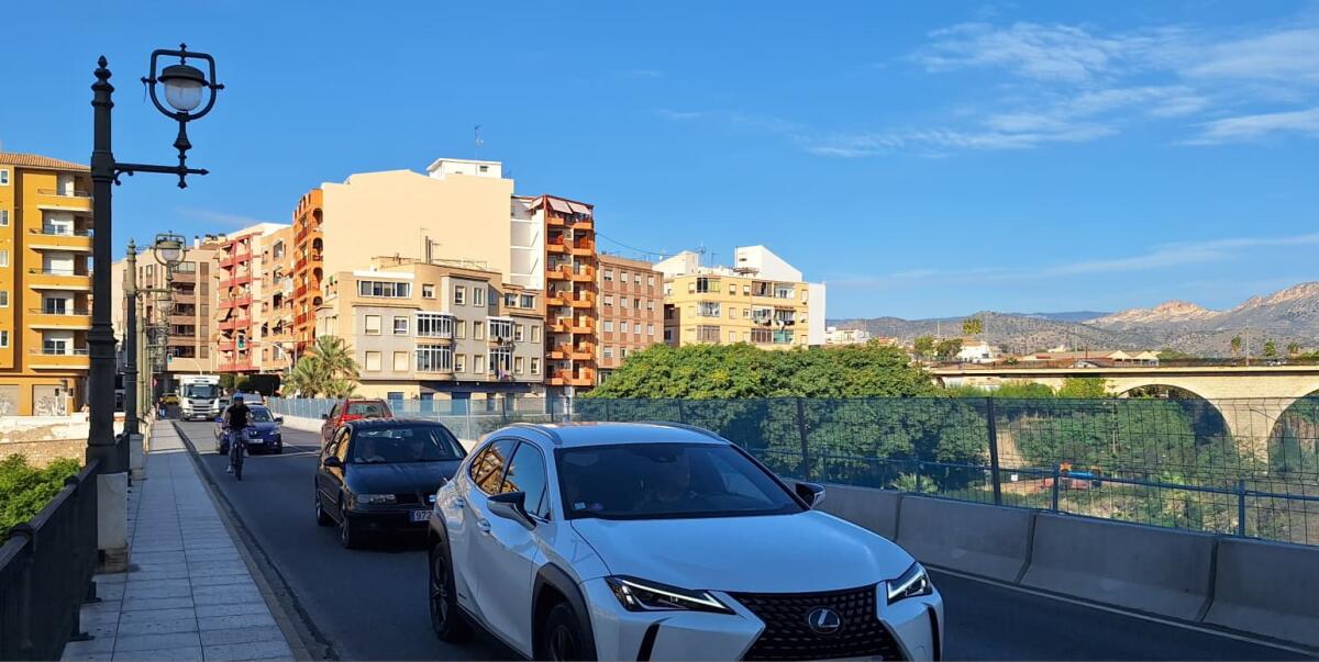 El Ayuntamiento de Villajoyosa licita las nuevas obras del puente sobre el río Amadorio con un presupuesto de 888.639 euros