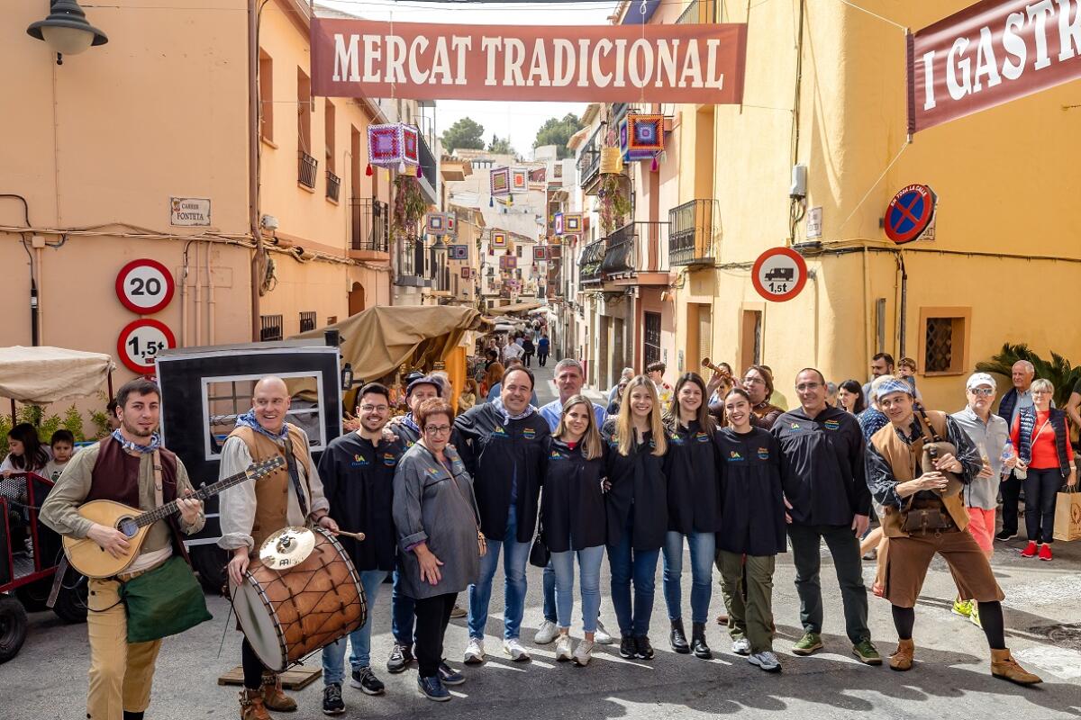 ESTE FIN DE SEMANA FINESTRAT CELEBRA SU VIII MERCAT GASTRONÒMIC I TRADICIONAL 