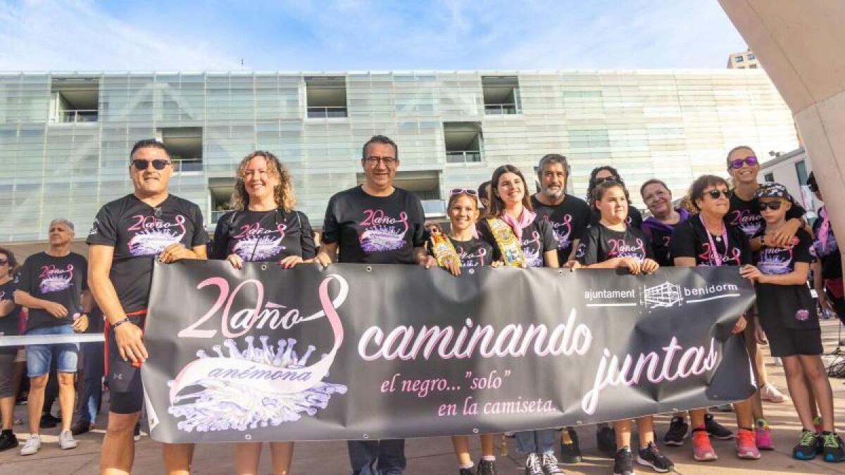 La marcha solidaria de Anémona reúne en Benidorm a más de 6.000 personas 