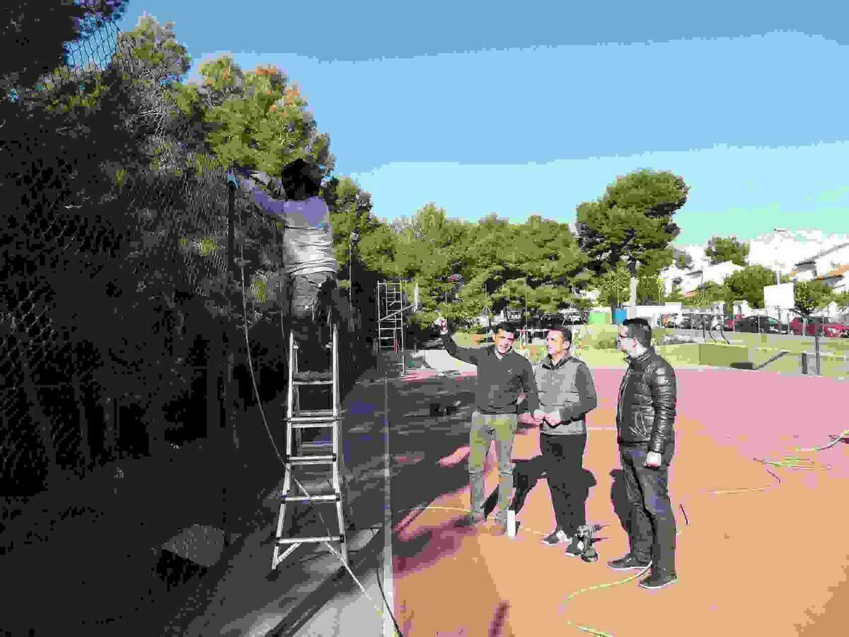 La Nuc&iacute;a &middot; El Plan de Mejora de Pistas Deportivas llega a Pinar de Garaita