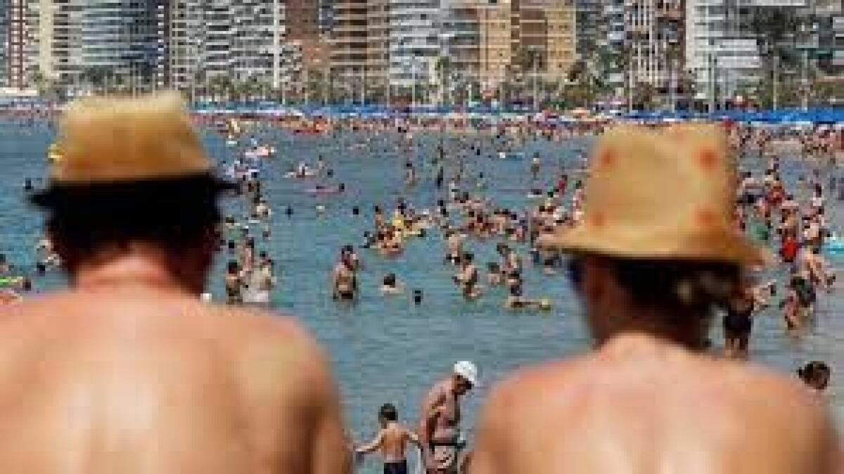 ¿Quién pagará la tasa turística valenciana? Cruceros y turoperadores la asumirán, los hoteles no