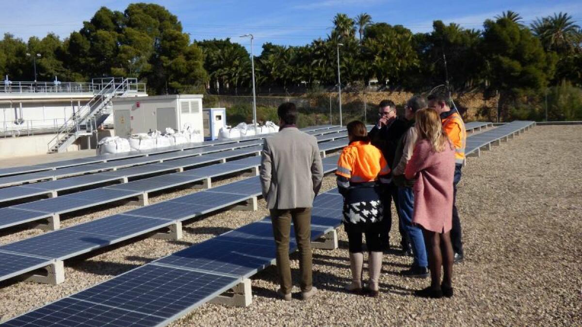 Benidorm reduce a la mitad el consumo de energía de la ETAP con una subvención de la Diputación para placas fotovoltaicas 