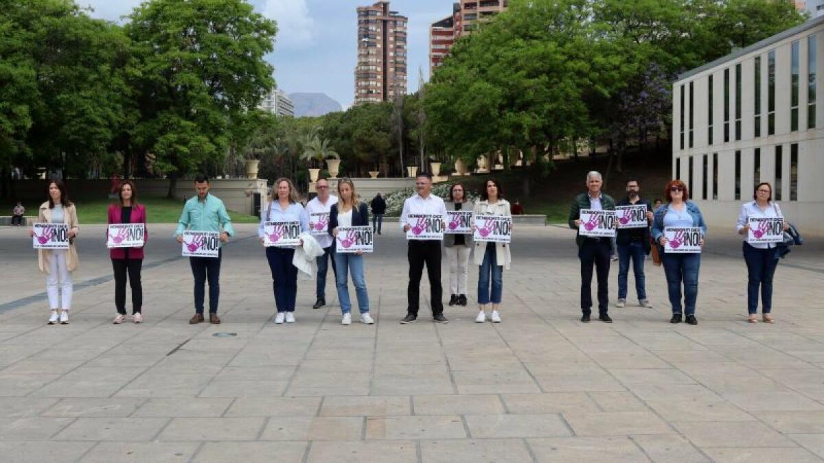 Benidorm condena el último crimen machista ocurrido el miércoles en Torremolinos (Málaga) 