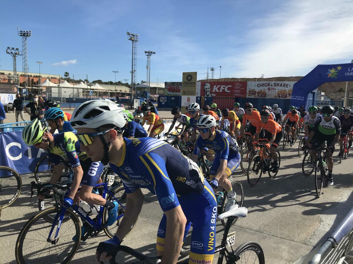 El Ciclismo Europeo arrancó en La Nucía con la “Clàssica Comunitat  Valenciana”