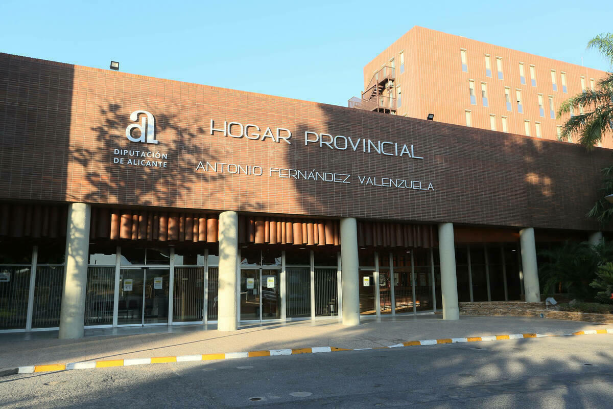 La Diputación abre el plazo para solicitar las becas residenciales del Hogar Provincial dirigidas a estudiantes