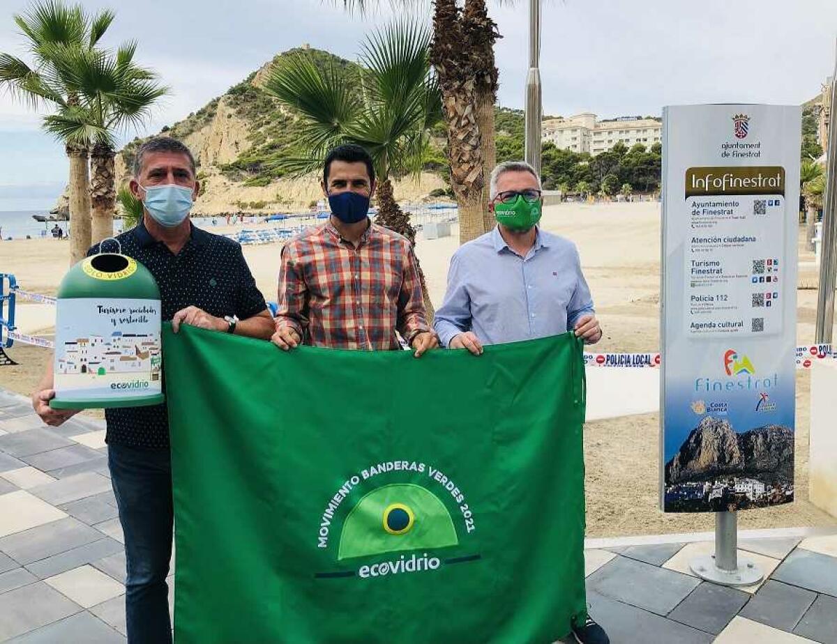 EL AYUNTAMIENTO DE FINESTRAT SE SUMA AL “MOVIMIENTO BANDERAS VERDES” PARA FOMENTAR LA RECOGIDA SELECTIVA DE ENVASES DE VIDRIO