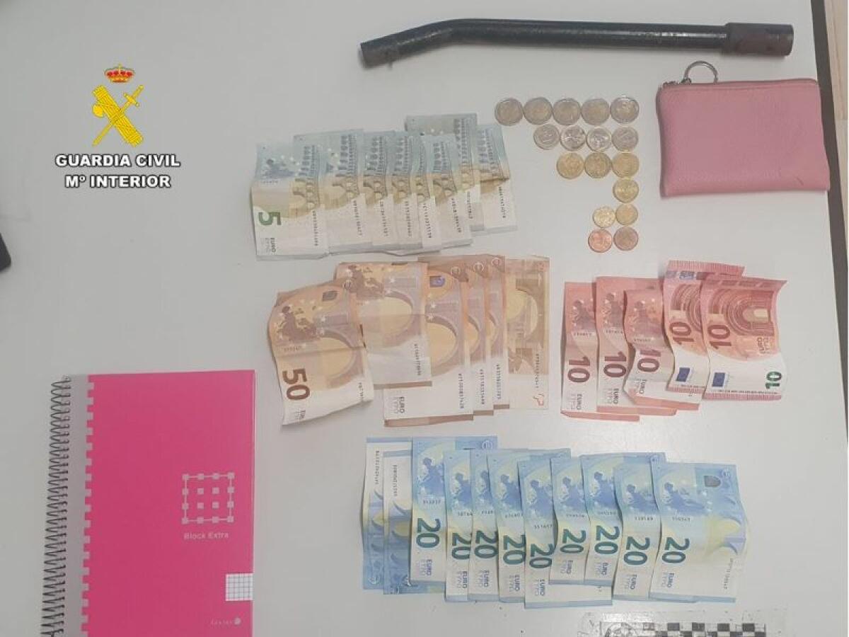 La Guardia Civil detiene a una pareja que extorsionaba y robaba a vecinos de Callosa d´en Sarrià