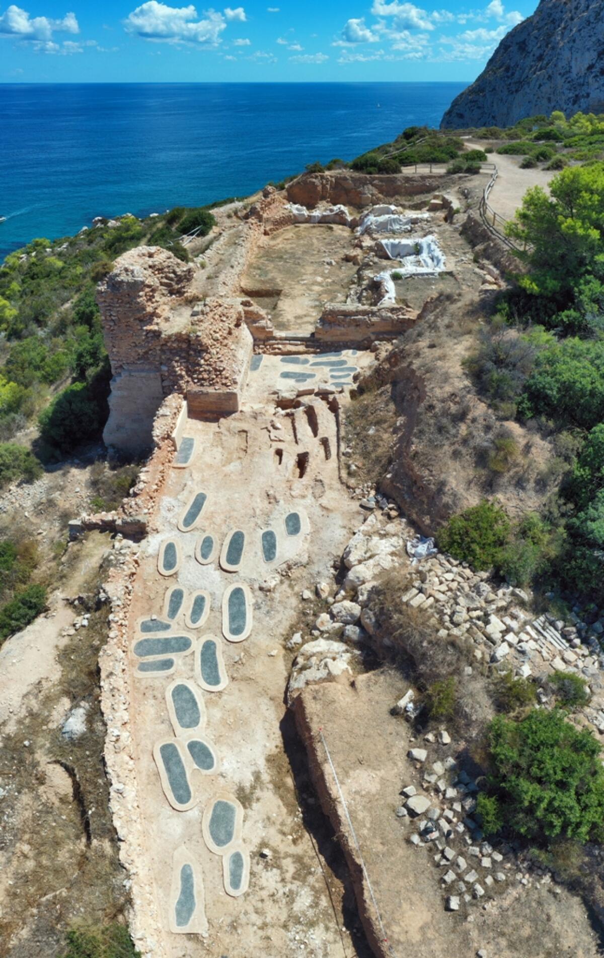 El MARQ trabaja en La Pobla d’Ifac de Calp para concluir las excavaciones de la Puerta del Oeste 