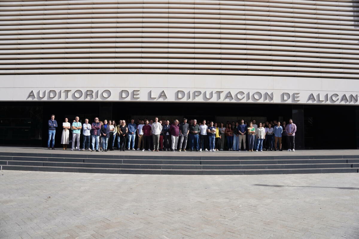 DIPUTACION ALICANTE. Minuto de silencio