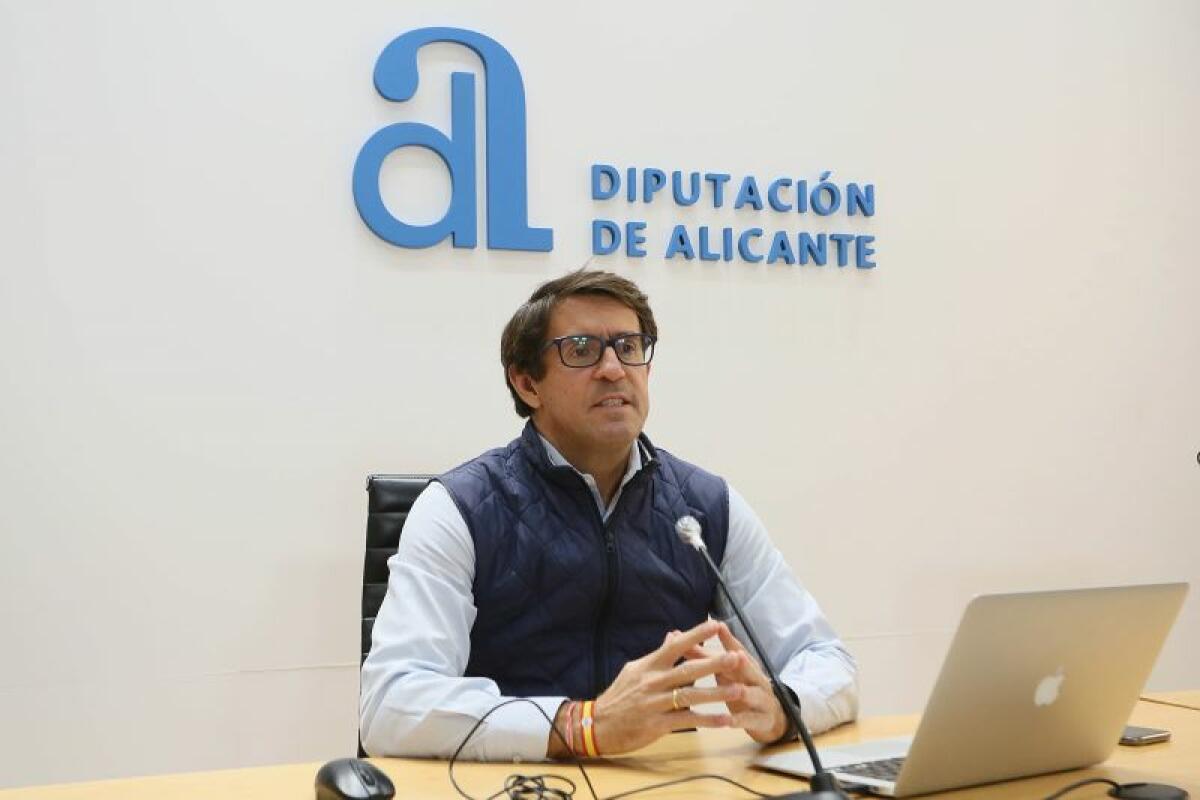 La Diputación inyecta 565.000 euros para impulsar el uso del valenciano y actividades culturales de especial relieve 