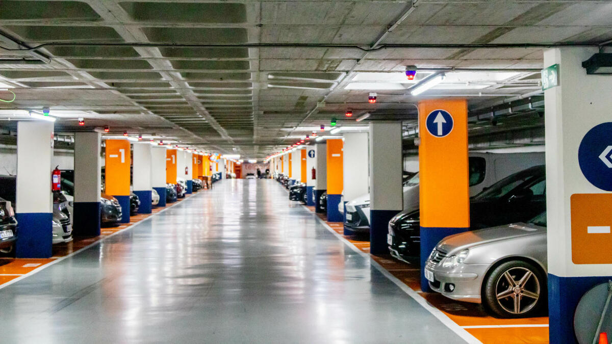 El Ayuntamiento y Telpark facilitan la recarga gratuita de vehículos eléctricos en tres aparcamientos de Benidorm