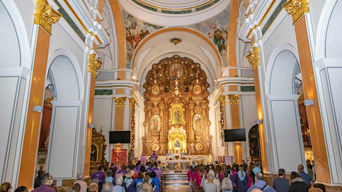 Benidorm celebra el día grande de las peñas previo las FMP