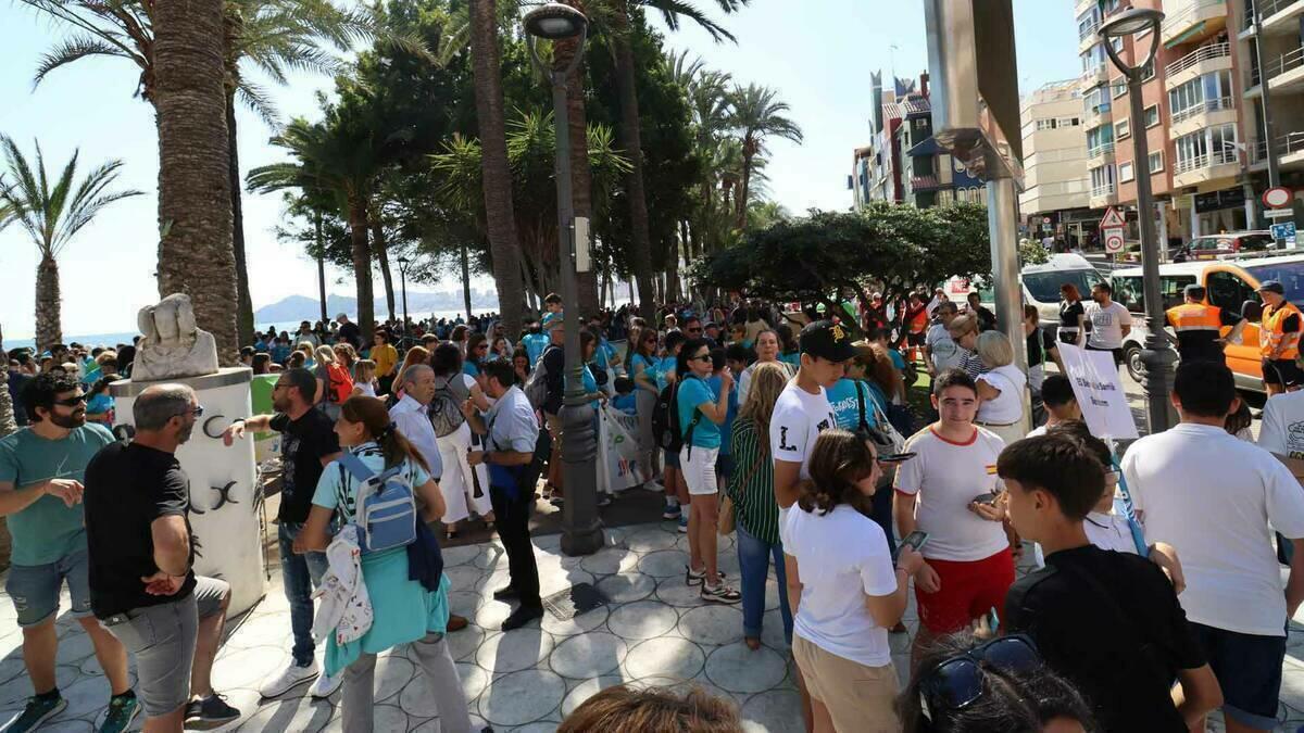 Benidorm acoge la jornada final de la ‘Trobada d’Escoles en Valencià’ con una multitudinaria asistencia 