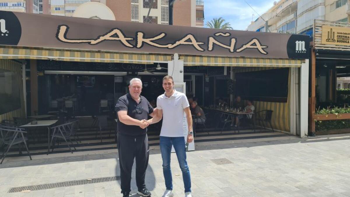 El extremo izquierdo Mladen Sotic nuevo jugador del Balonmano Benidorm