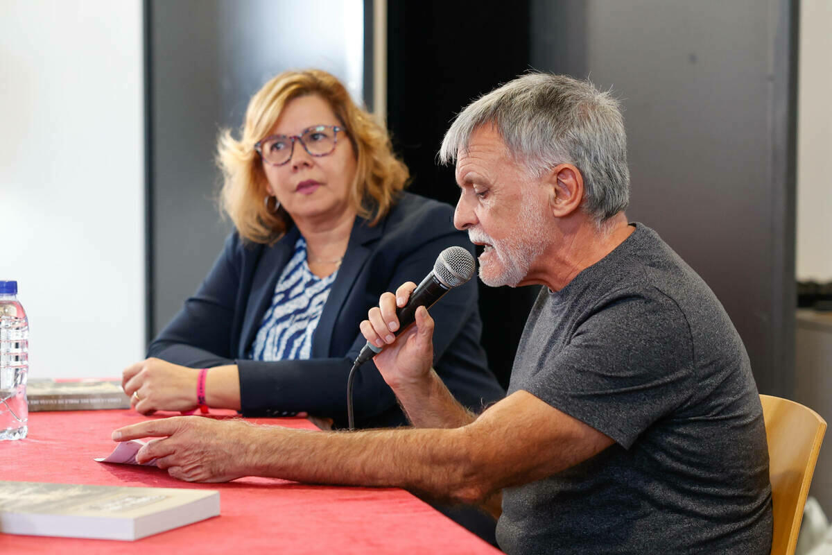 Gran acogida del libro ‘Coses i cases del poble de l’Alfàs del Pi’ de Ramón Devesa y Francesc Such Albiñana