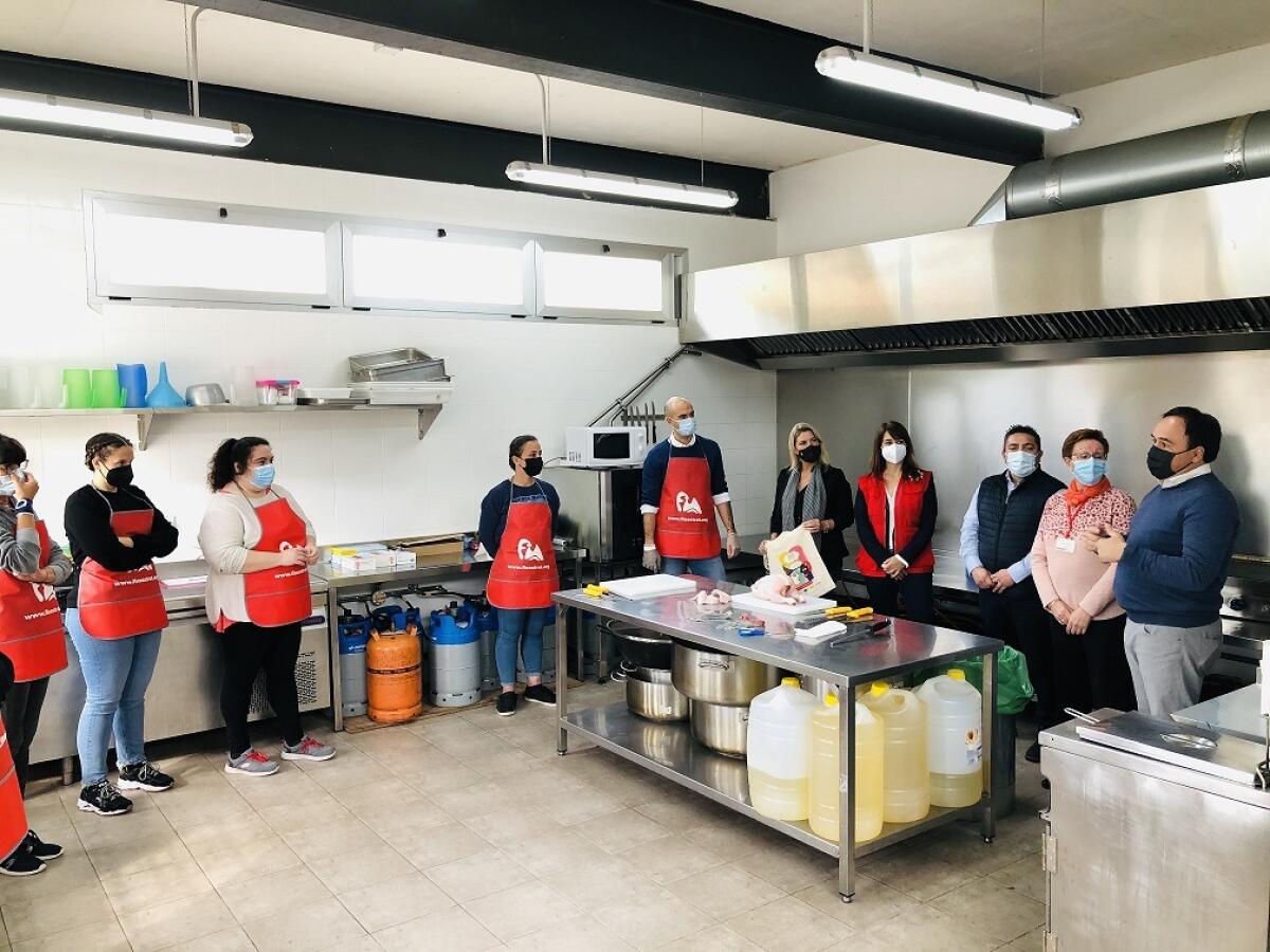 EMPIEZAN EN FINESTRAT LAS PRÁCTICAS DEL CURSO DE CARNICERÍA Y PESCADERÍA