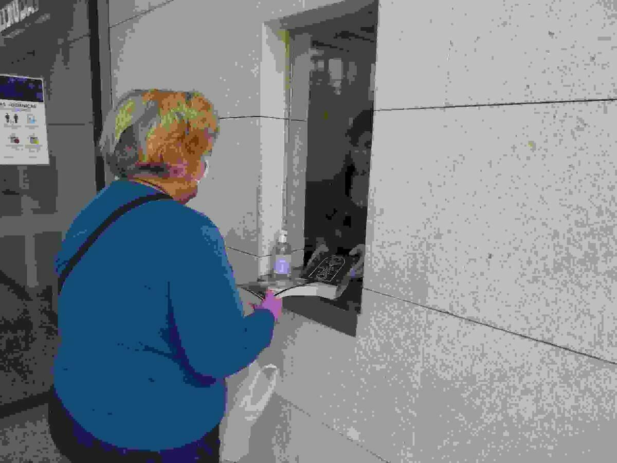 La Biblioteca de La Nuc&iacute;a ha reanudado hoy el pr&eacute;stamo de libros 
