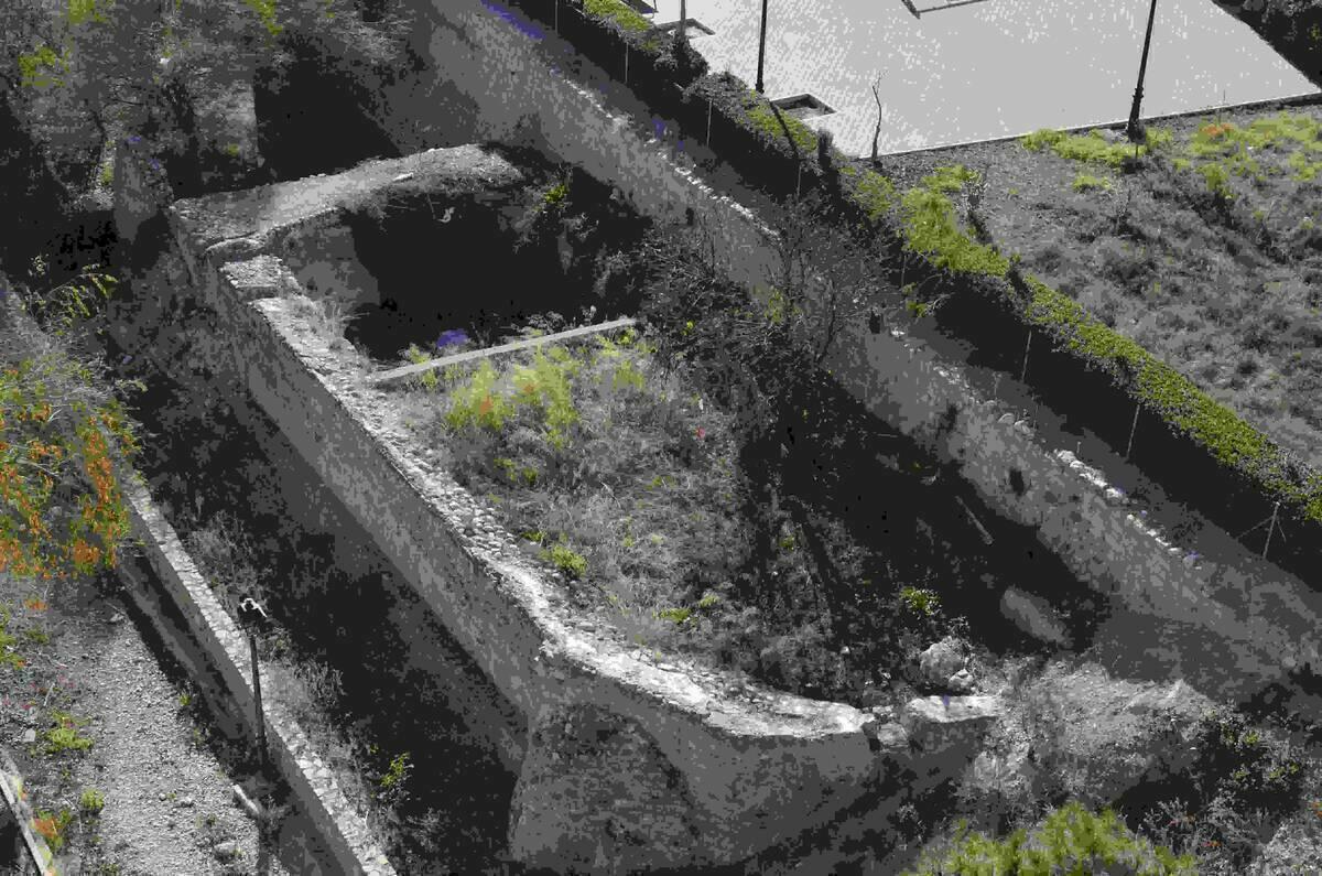 Patrimonio Hist&oacute;rico inicia los trabajos de limpieza y consolidaci&oacute;n de una balsa de riego que podr&iacute;a datar del s. XVII