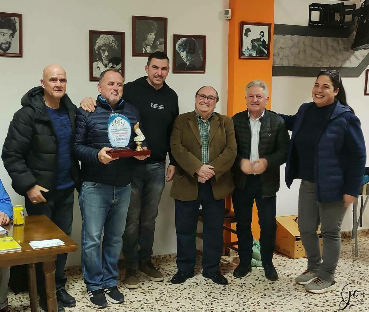 “La Biblia” gana el Comarcal de de Colombicultura en La Nucía