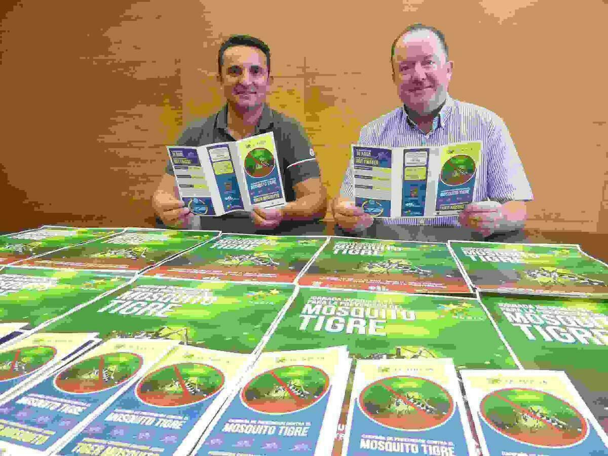 Charla sobre el  Mosquito Tigre en La Nuc&iacute;a dentro de la Campa&ntilde;a de Prevenci&oacute;n