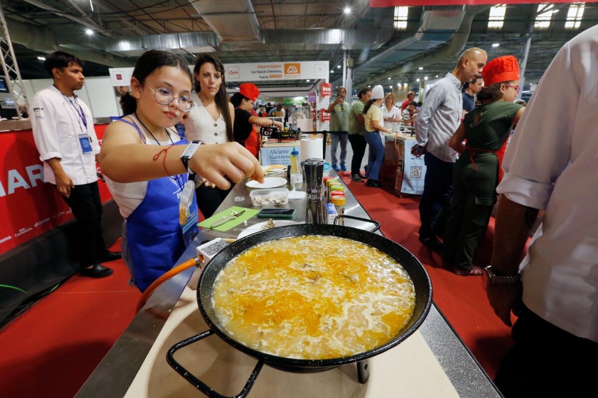 Alicante Gastron&oacute;mica abre la inscripci&oacute;n para el VII Concurso al Mejor Arroz del Mediterr&aacute;neo para aficionados