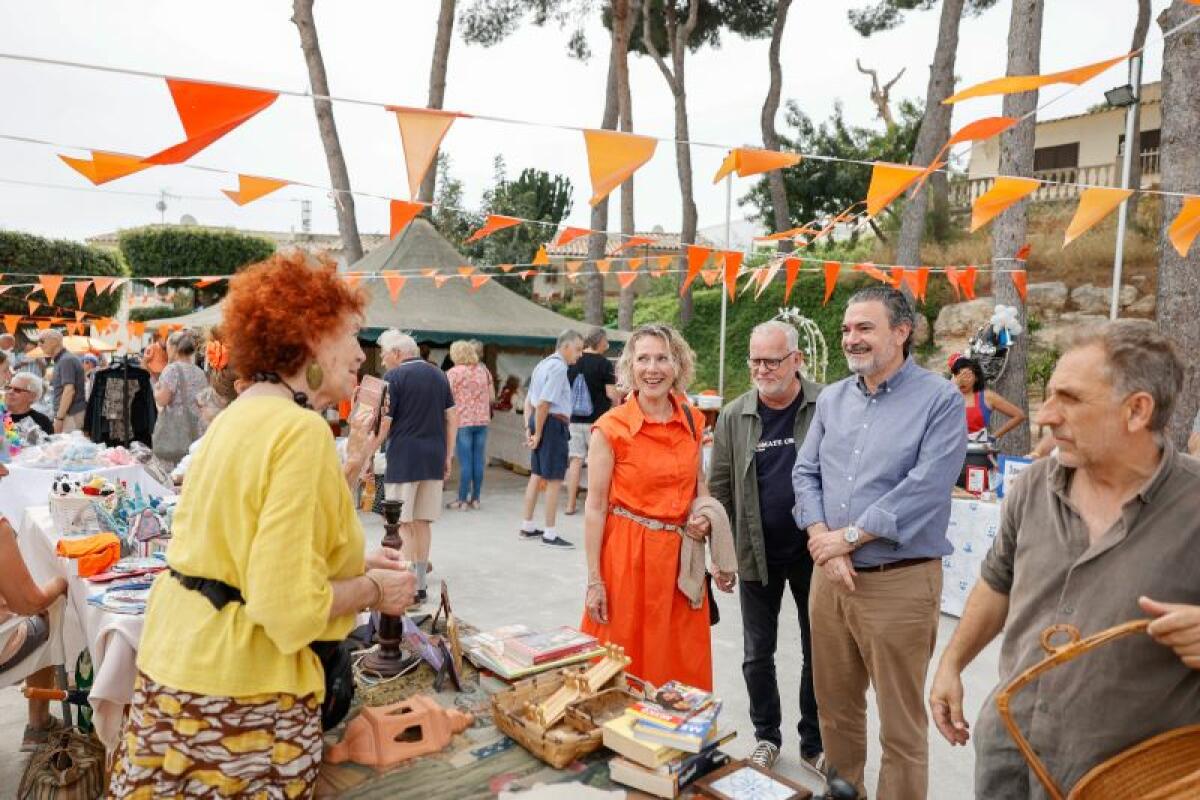 El colectivo de residentes holandeses en l'Alfàs celebra 'Koningsdag' la fiesta nacional en los Países Bajos 