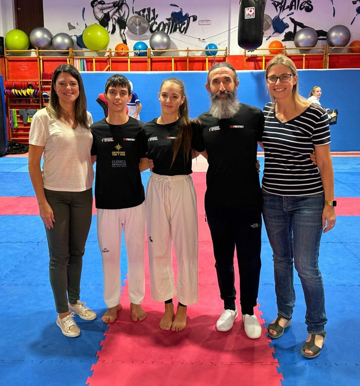 VIOLETA DÍAZ Y JAIRO AGENJO RUMBO AL CAMPEONATO MUNDIAL DE TAEKWONDO QUE SE DISPUTA EN COREA