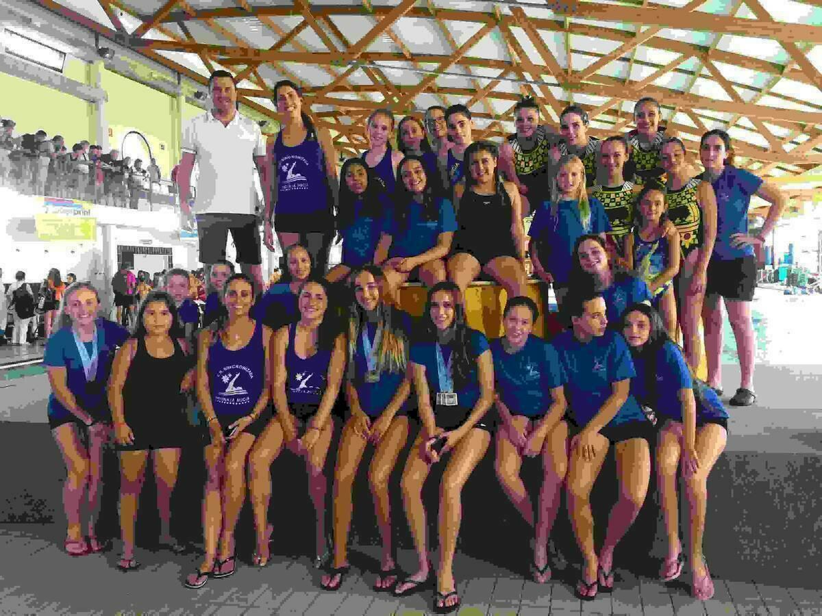 La Nuc&iacute;a &middot; 10 medallas para las &lsquo;Sincro&rsquo; nucieras en el Auton&oacute;mico de Figuras y Rutinas