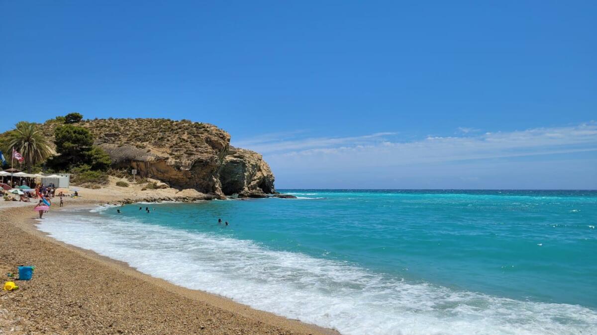 Las playas con Bandera Azul de Villajoyosa superan con éxito la revisión anual 