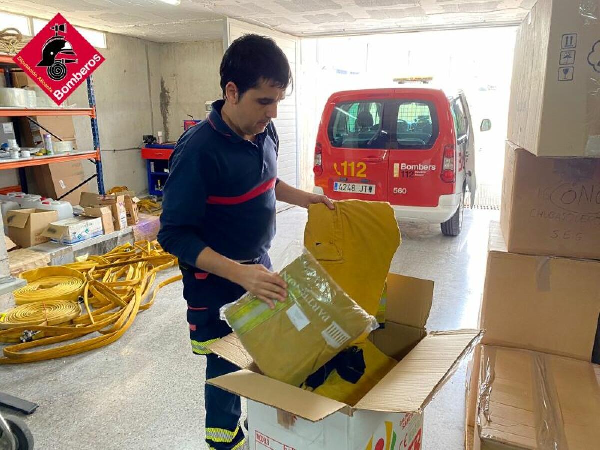 El Consorcio de Bomberos de la Diputación envía equipamiento al personal de emergencias de Ucrania