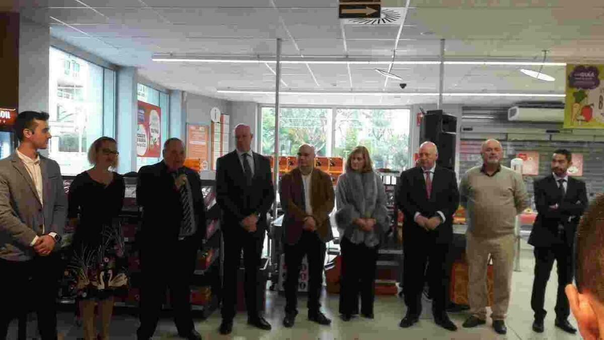 Consum abre su tercer establecimiento en la Vila para dar un mejor servicio a los vecinos de La Cala