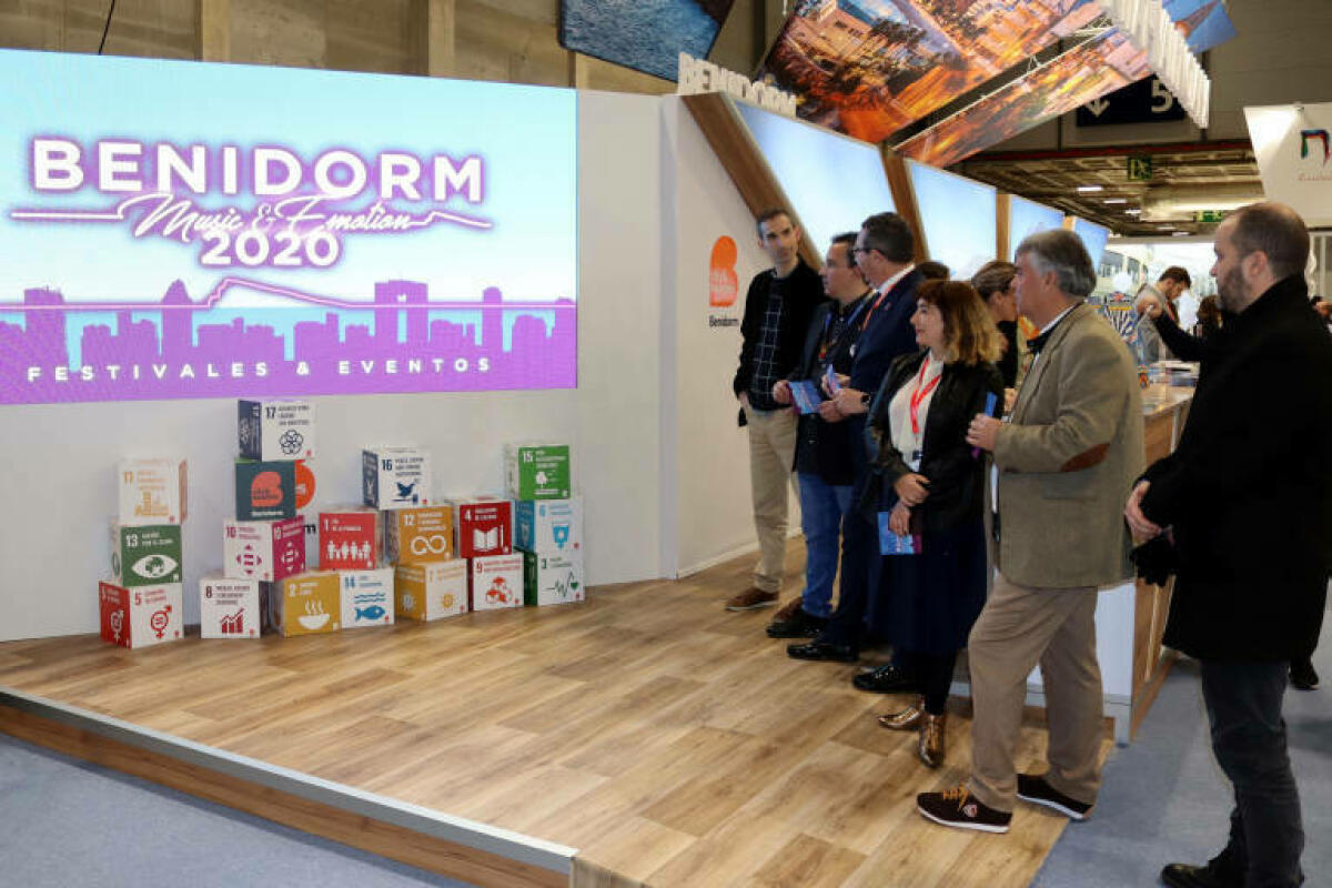 Benidorm vuelve un año más a Fitur con el foco en el turismo senior y británico