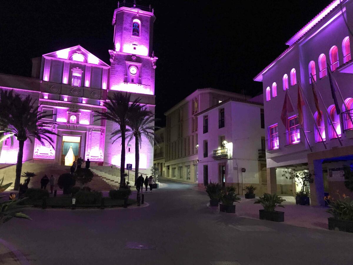 La Nucía se tiñe de violeta por el “8M, Día Internacional de la Mujer”