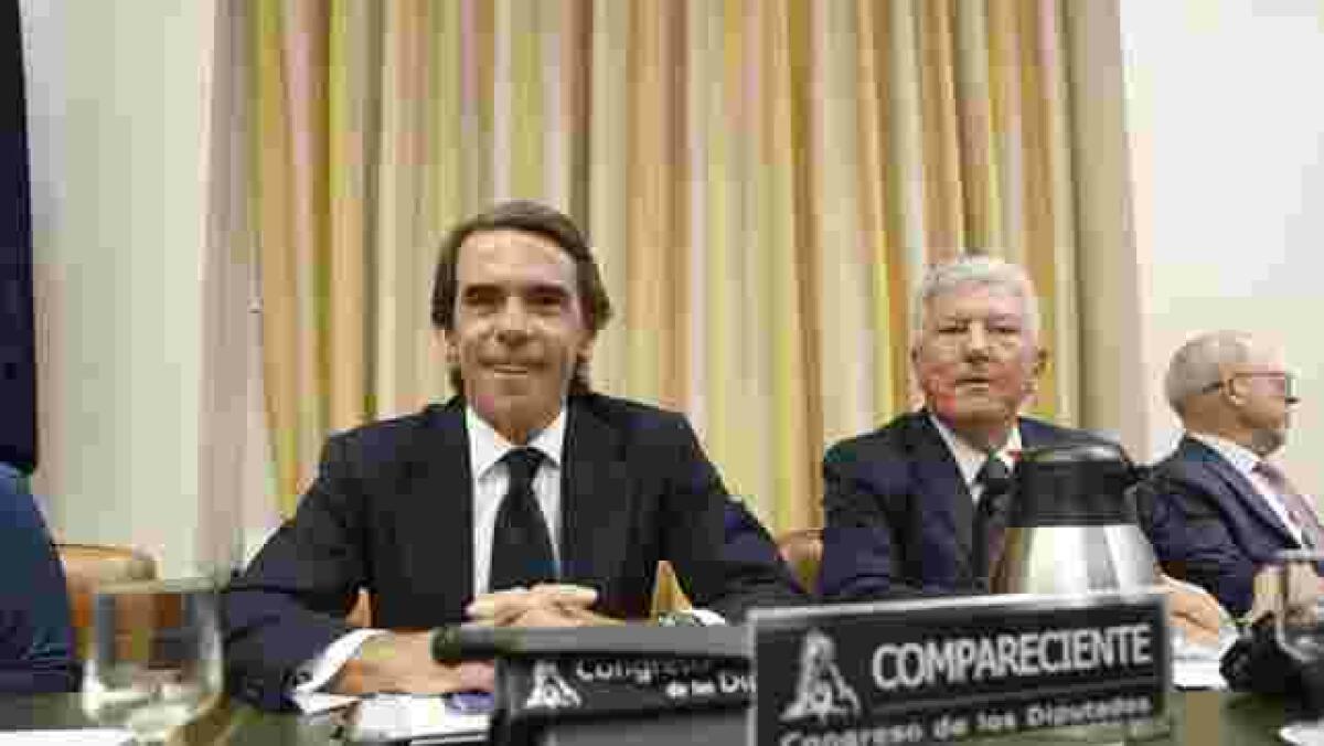 Aznar niega la caja b del PP que acredit&oacute; el tribunal de G&uuml;rtel