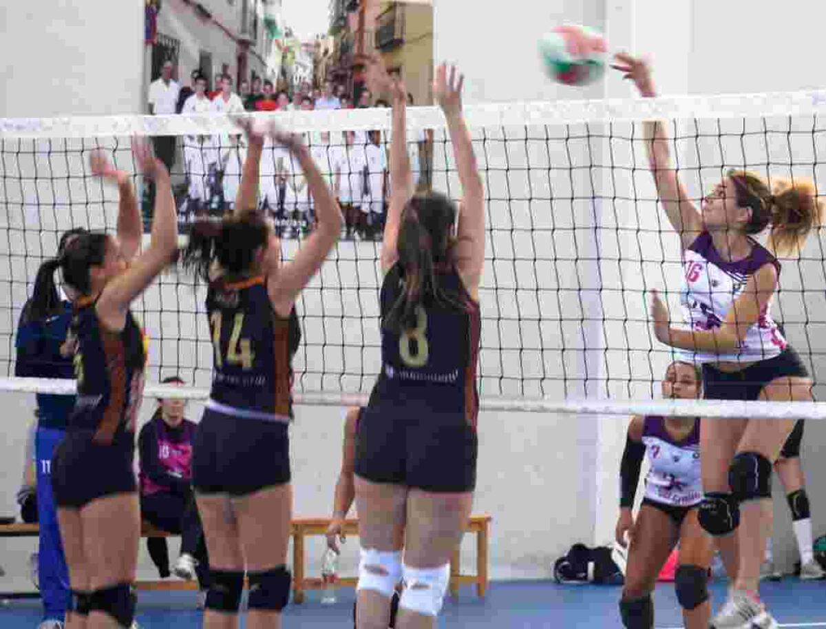 Victoria de las senior &ldquo;Fitness Corpore Finestrat&rdquo; contra el C.V. X&aacute;bia