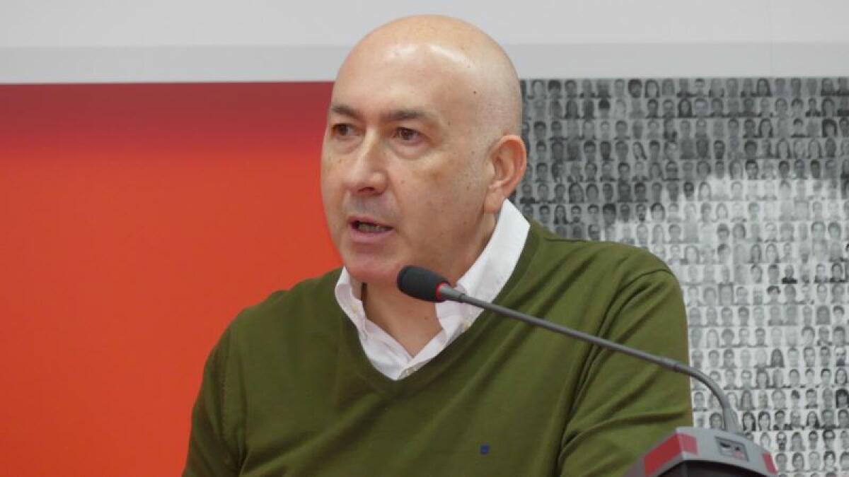 Alejandro Soler exige a Mazón que censure al PP murciano que pide eliminar las paradas de AVE Orihuela y Elche.