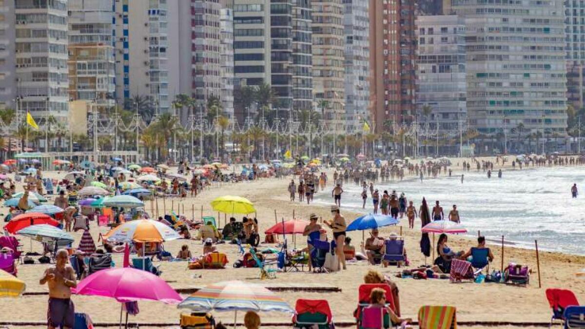 Hosbec ve complicado recuperar los datos turísticos de verano de 2019 durante este año 