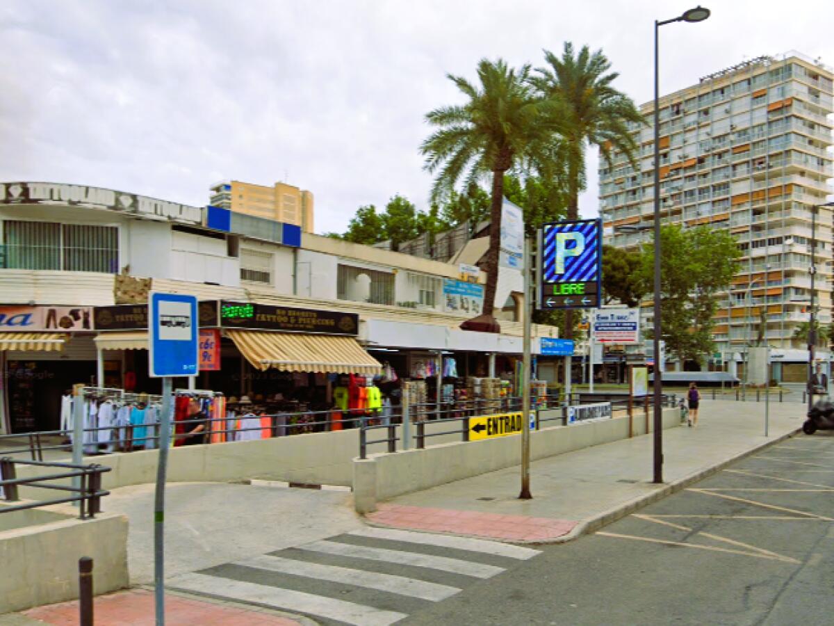 El PSOE denuncia el incremento irregular de tarifas en tres parkings públicos 