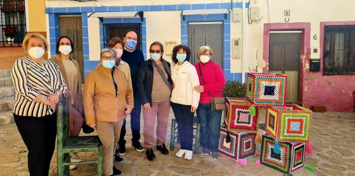 8 de marzo, Día Internacional de la Mujer FINESTRAT CONMEMORA EL “DIA DE LA DONA” CON LA INAUGURACIÓN DE “FAROLETS AL CARRER, DONES EN ACCIÓ” EL SÁBADO 5 DE MARZO