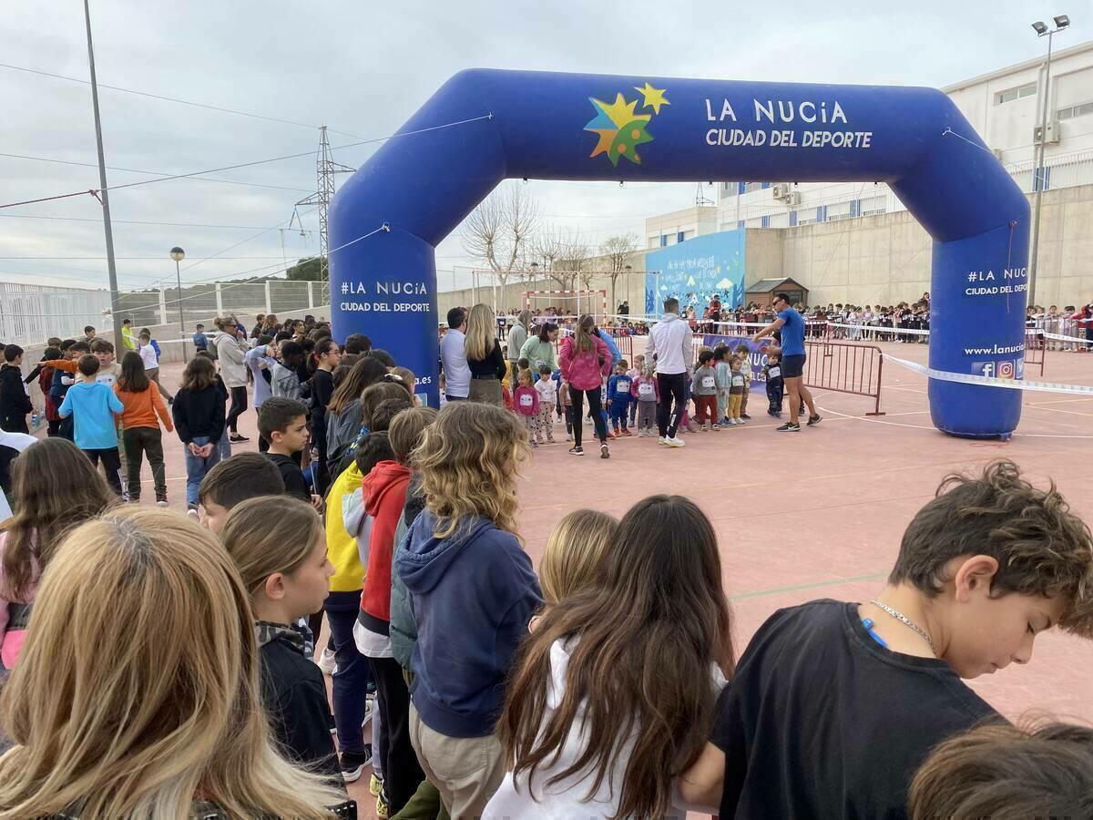 El Cole Muixara corrió contra el “Cáncer Infantil”