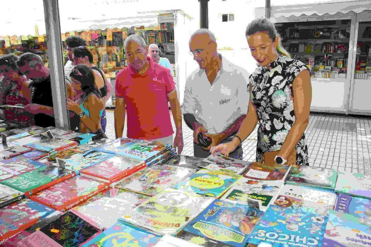 Benidorm &middot; La 29&ordf; Feria del Libro Antiguo y de Ocasi&oacute;n abre sus puertas con m&aacute;s de 70.000 ejemplares a la venta