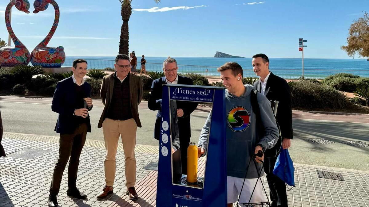 Benidorm ensaya un proyecto piloto para instalar fuentes de agua potable refrigerada en el municipio