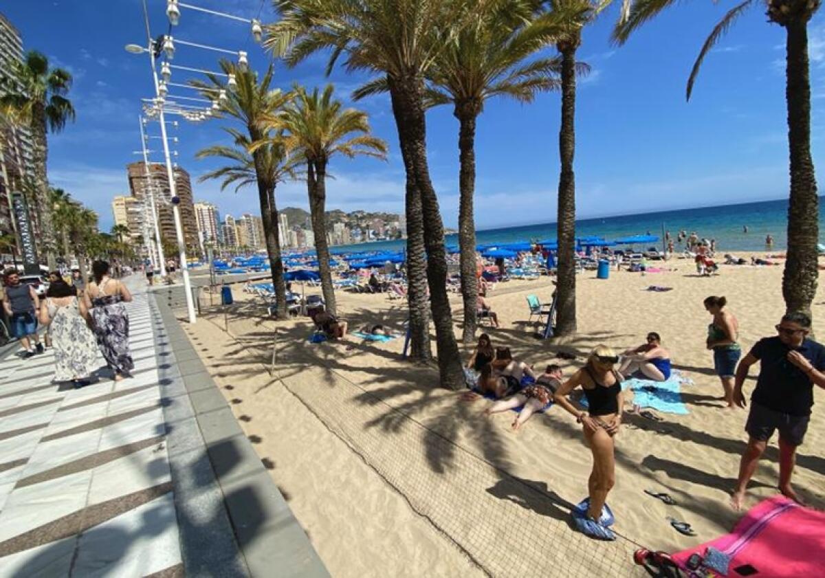 Así será el Benidorm del futuro: nuevo ocio según la opinión de otros turistas y ayuda al aparcar o ir de compras